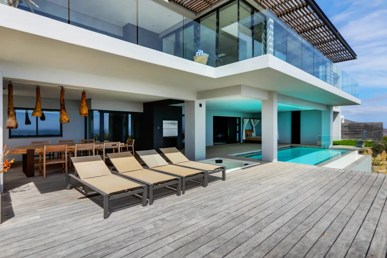 Mountain View Villa with Pool in Cape Town photo 3