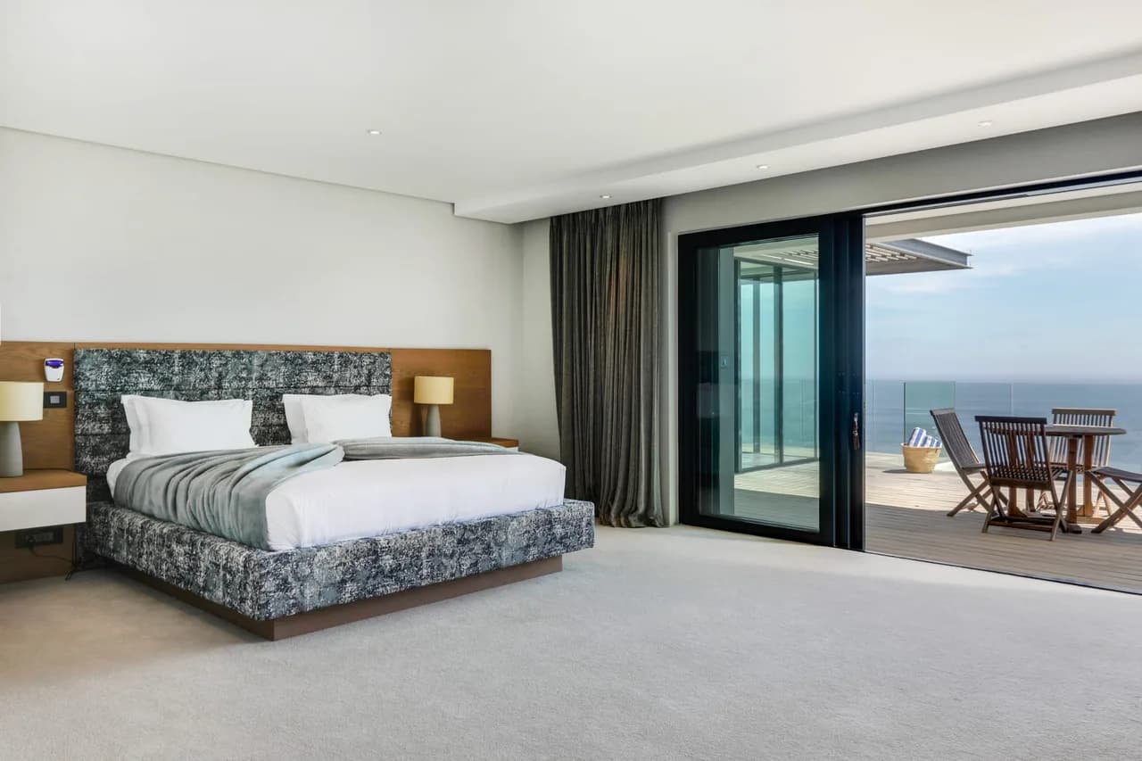 Mountain View Villa with Pool in Cape Town photo 4
