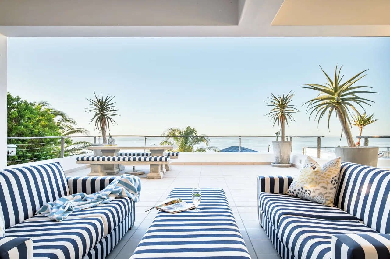 Jacuzzi View Villa in Camps Bay, Cape Town photo 3