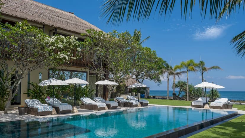 Balcony Garden Villa in Bali