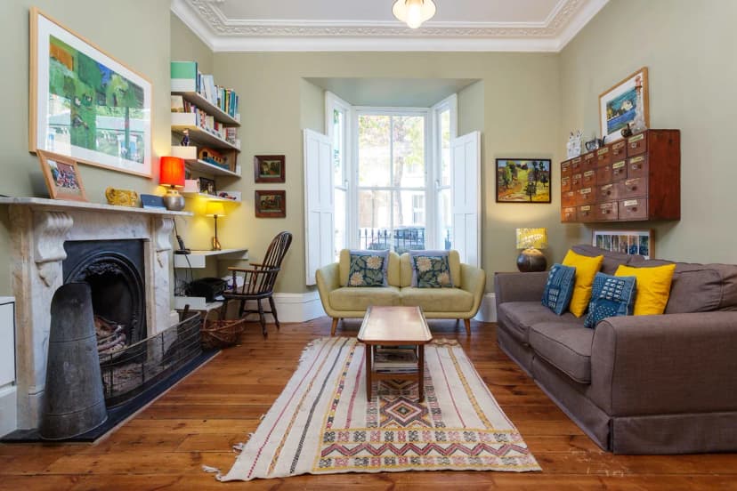 Sophisticated Four Bedroom Retreat in East London