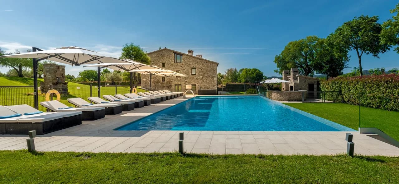 Spacious Eight-Bedroom Villa in Cornella del Terri photo 3