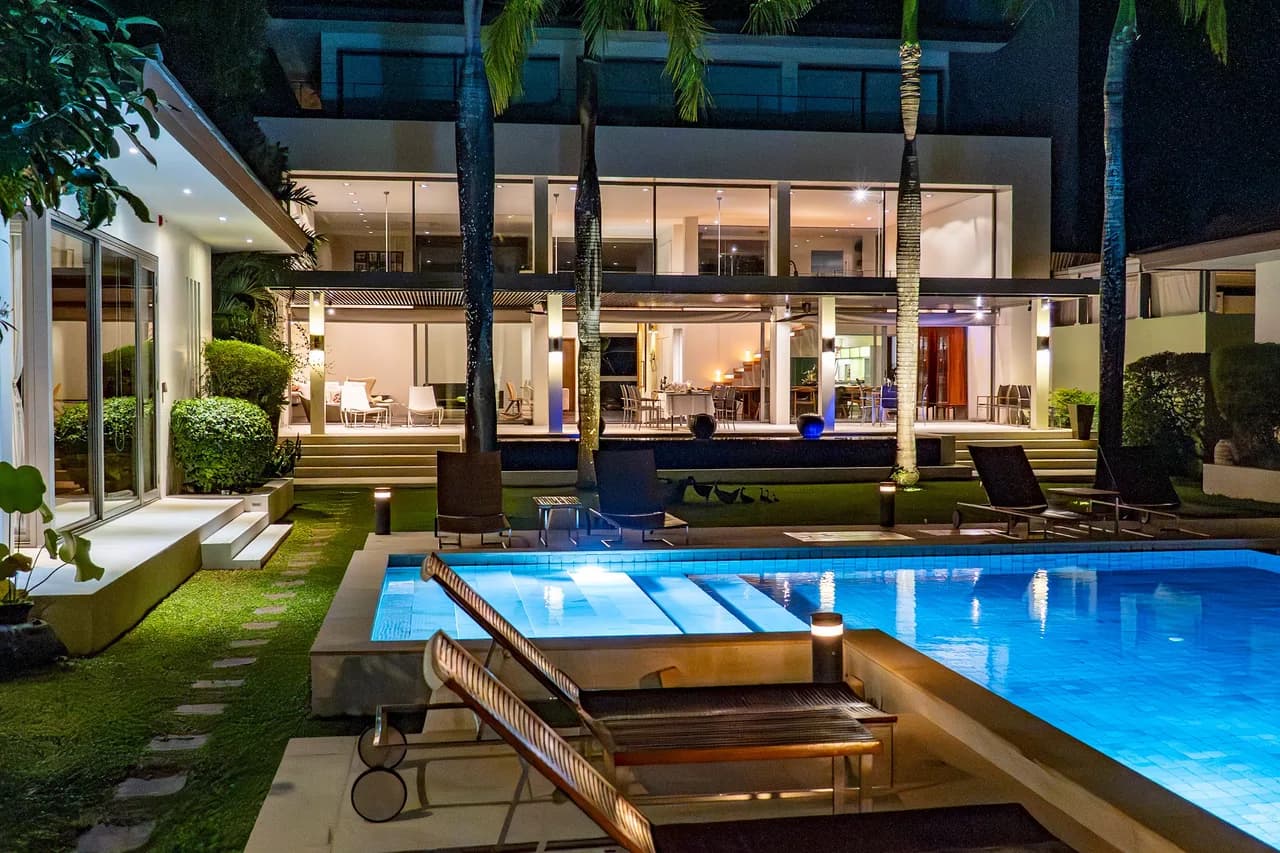 Terrace Five Bedroom Villa in Baan Taling Ngam photo 2