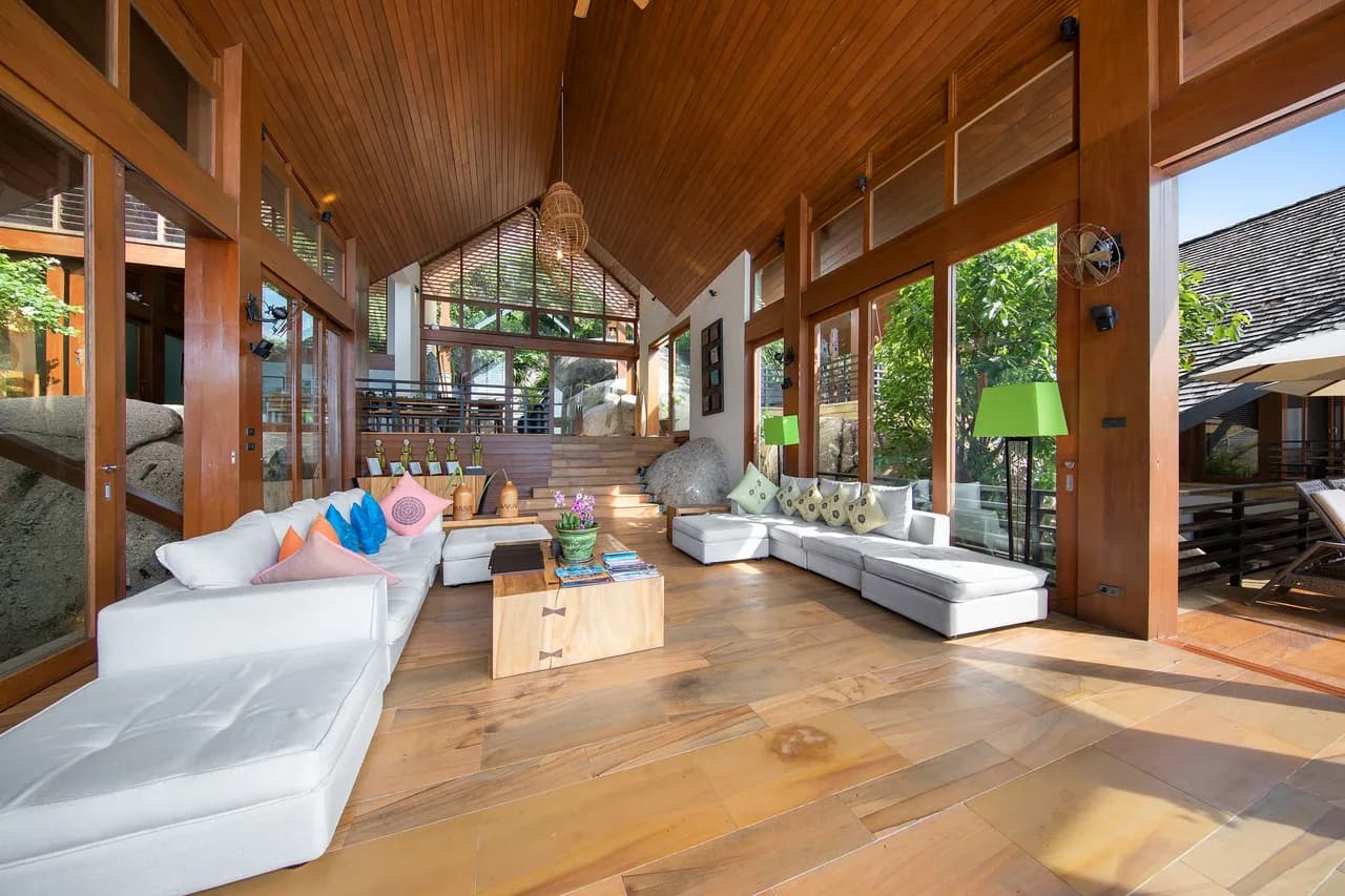Elegant Poolside Five Bedroom Villa in Koh Samui photo 5