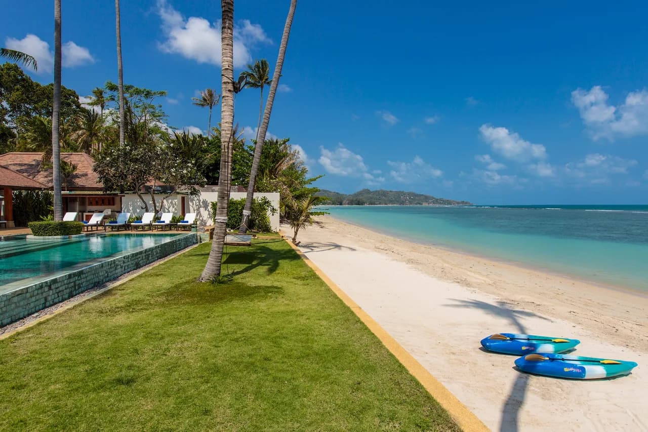 Elegant Poolside Retreat in Koh Samui photo 3