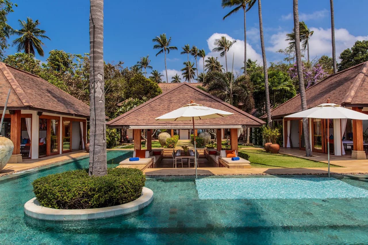 Elegant Poolside Retreat in Koh Samui photo 5