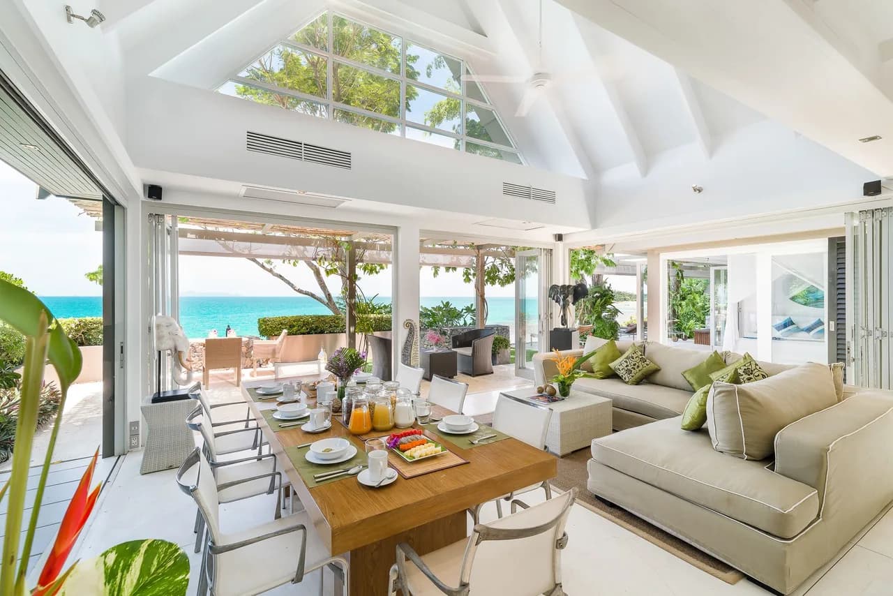 Garden View Three Bedroom Villa in Baan Taling Ngam photo 5