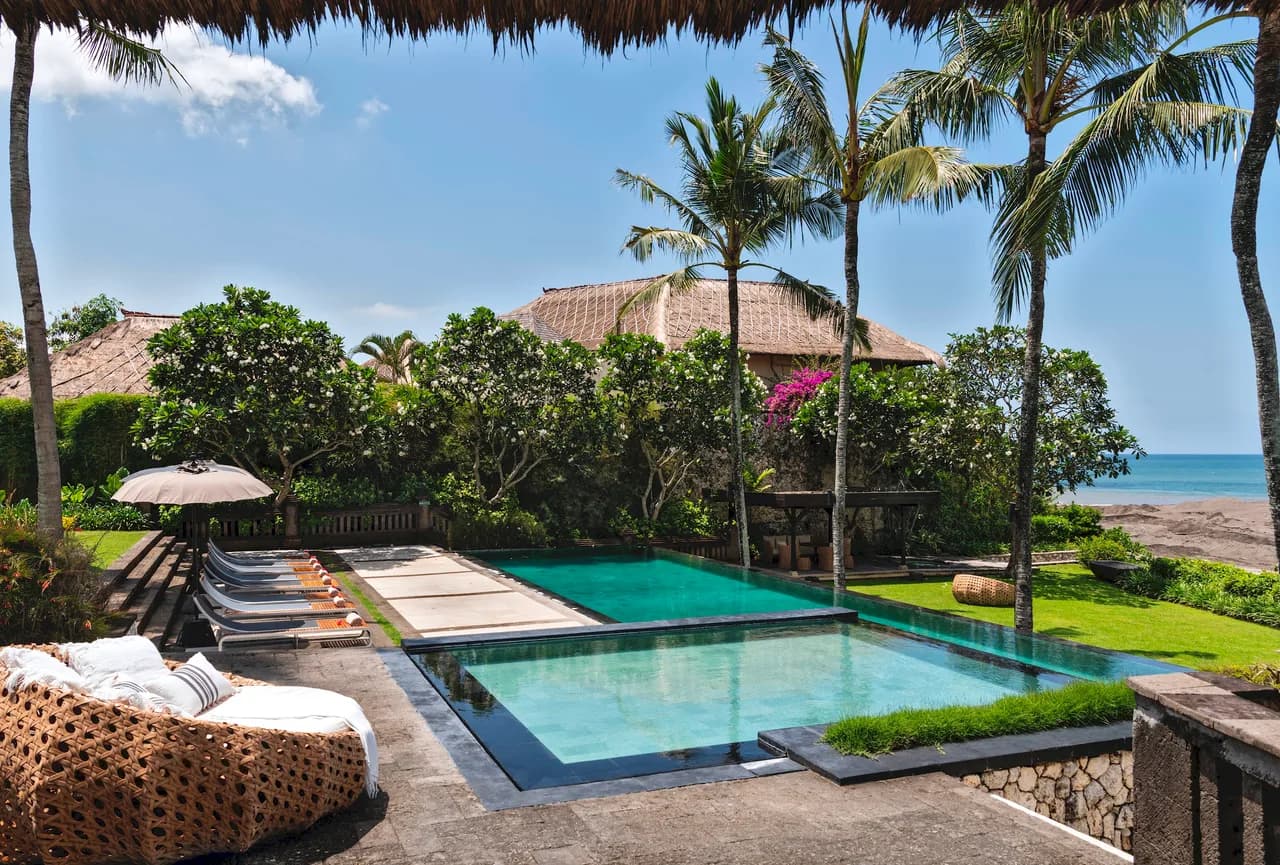Terrace Home Theatre Villa in Pererenan Bali photo 2