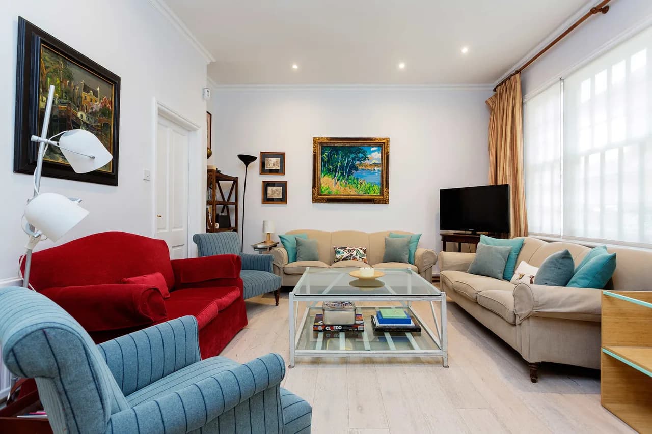 Charming Mews House in Brompton, London, United Kingdom photo 2