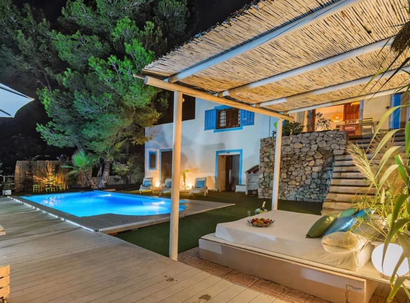 Elegant Six Bedroom Retreat in Mallorca