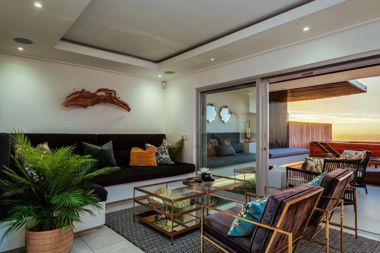 Elegant Three-Bedroom Apartment in Cape Town photo 2