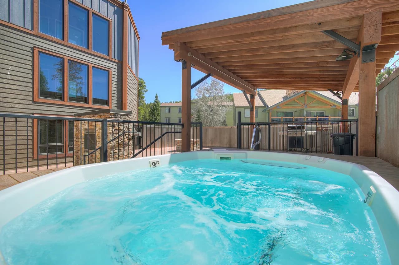 Balcony Two Bedroom Villa in Breckenridge photo 2