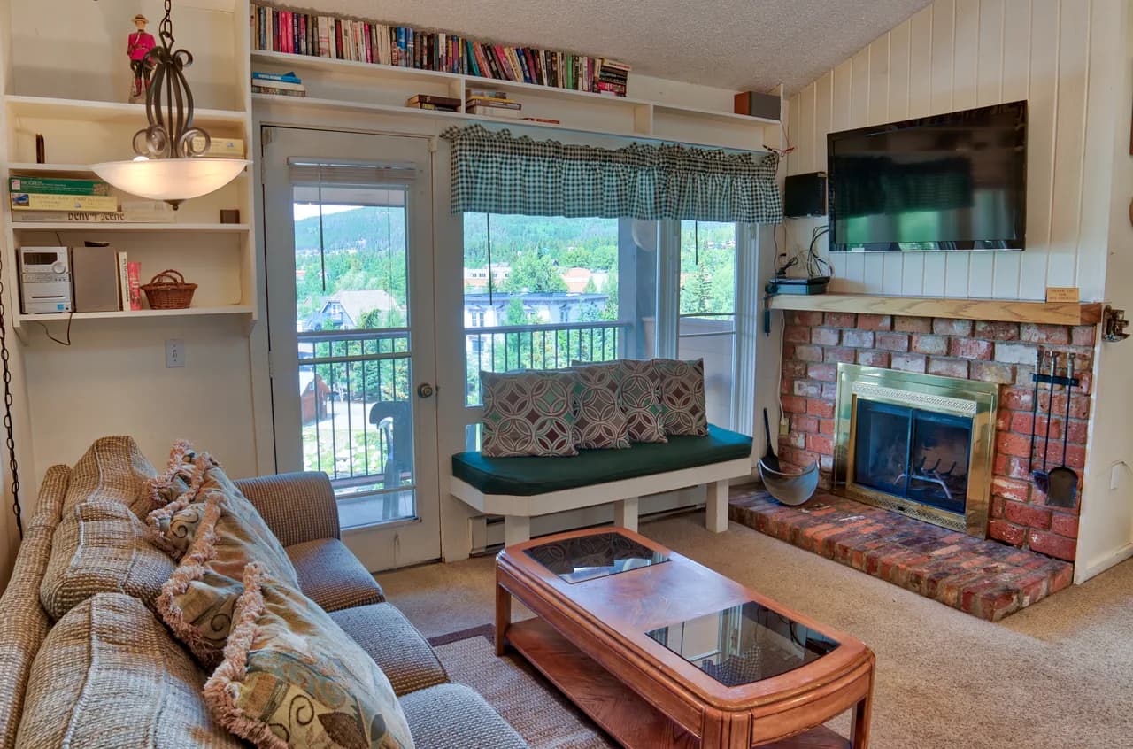 Ski-In Ski-Out Two Bedroom Apartment in Breckenridge photo 2