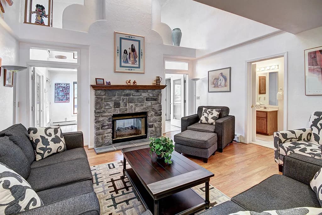 Mountain View Six Bedroom Villa in Breckenridge photo 2