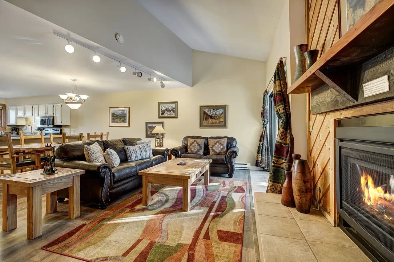 Mountain View Two-Bedroom Retreat in Breckenridge photo 4
