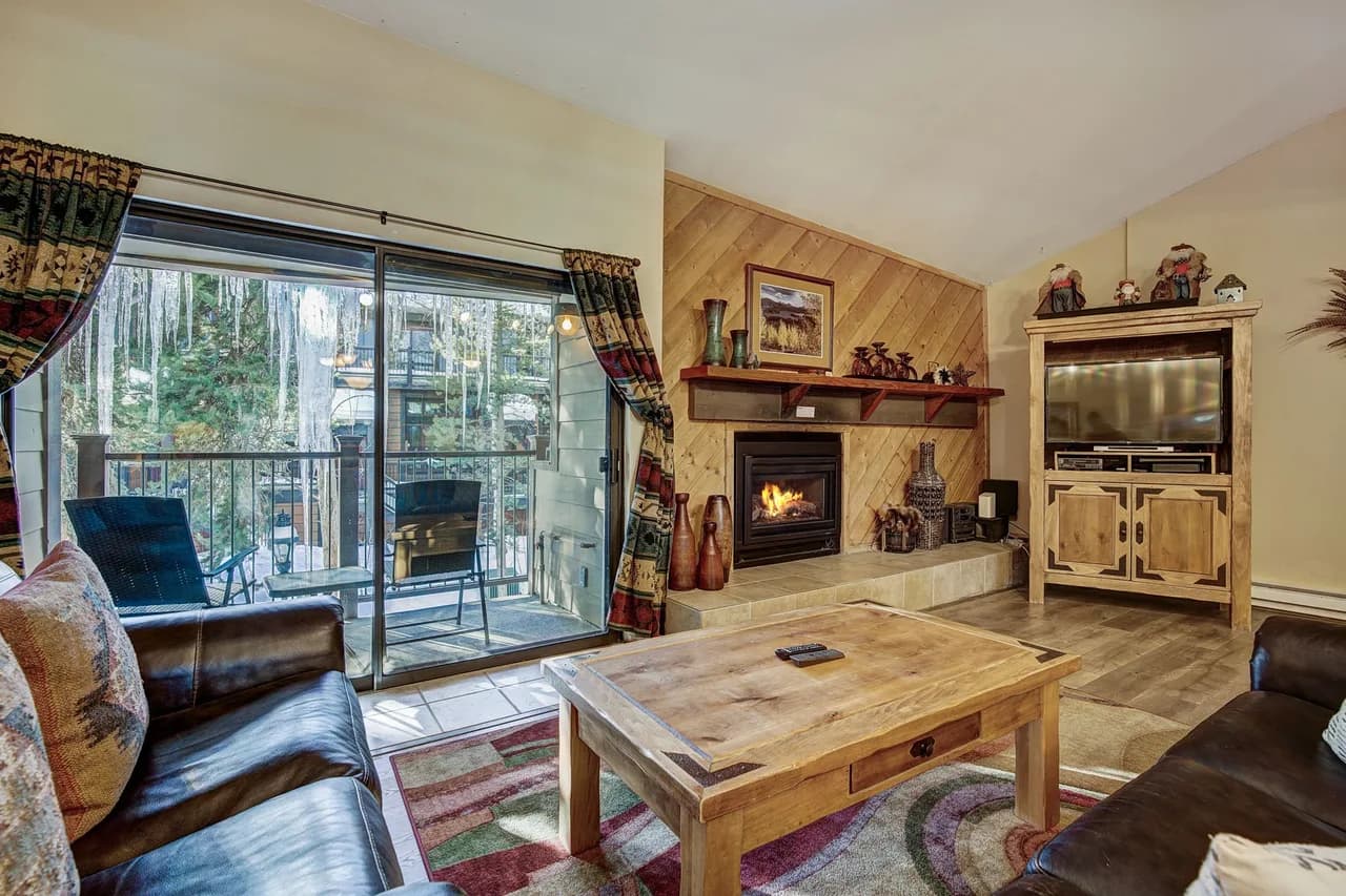 Mountain View Two-Bedroom Retreat in Breckenridge photo 5