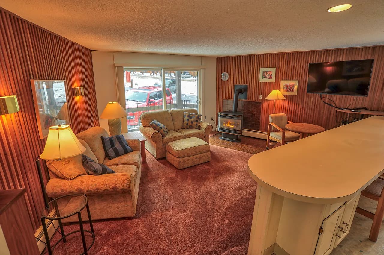 Balcony Retreat Two Bedroom in Breckenridge photo 2