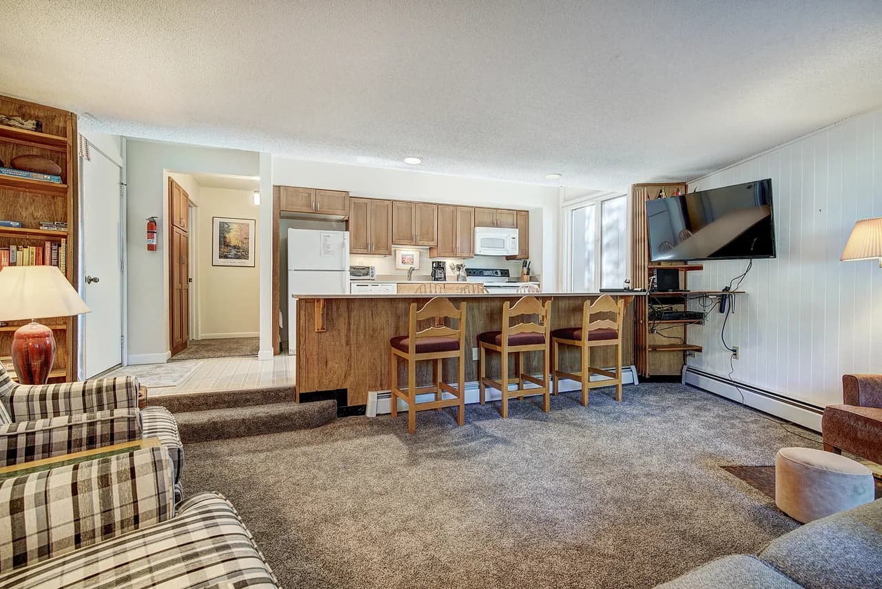 Balcony Two Bedroom Apartment in Breckenridge photo 2