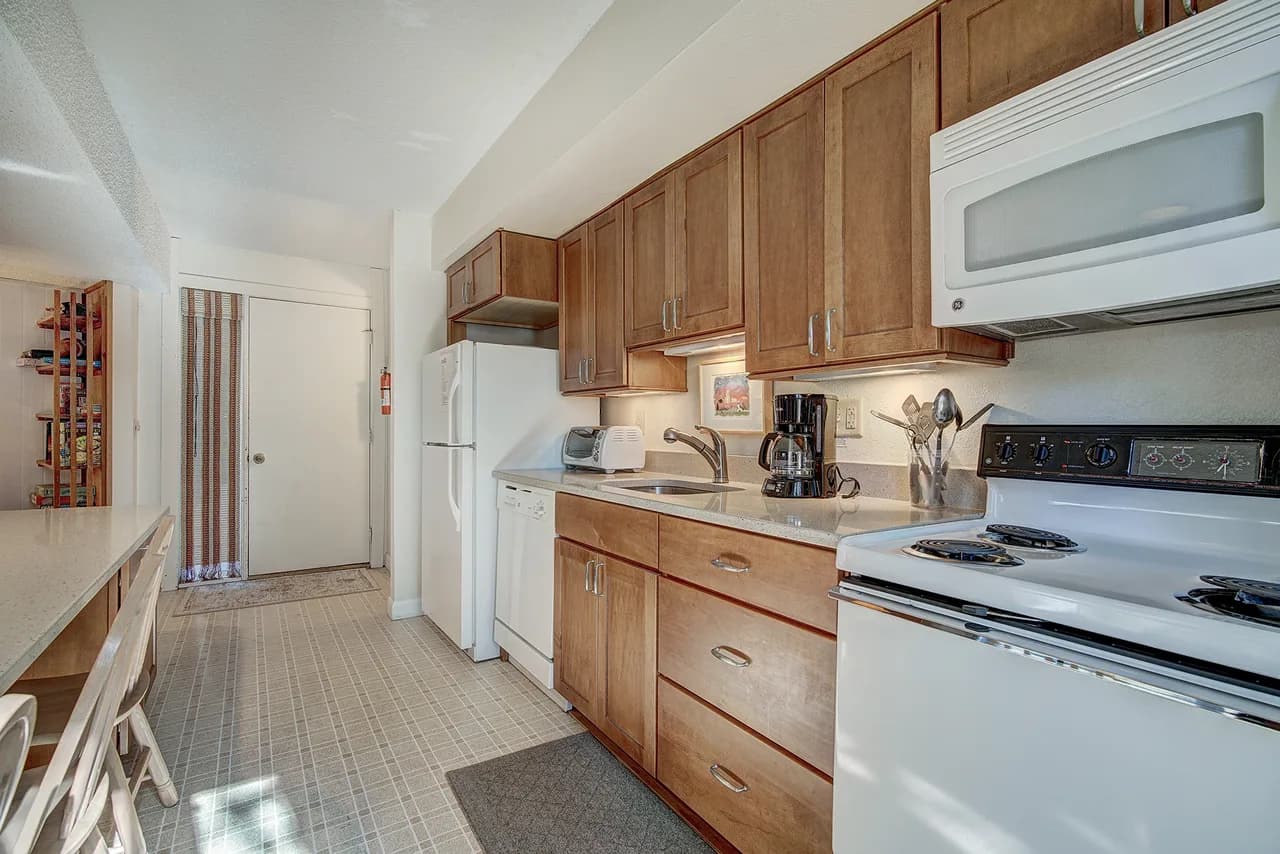 Balcony Two Bedroom Apartment in Breckenridge photo 4