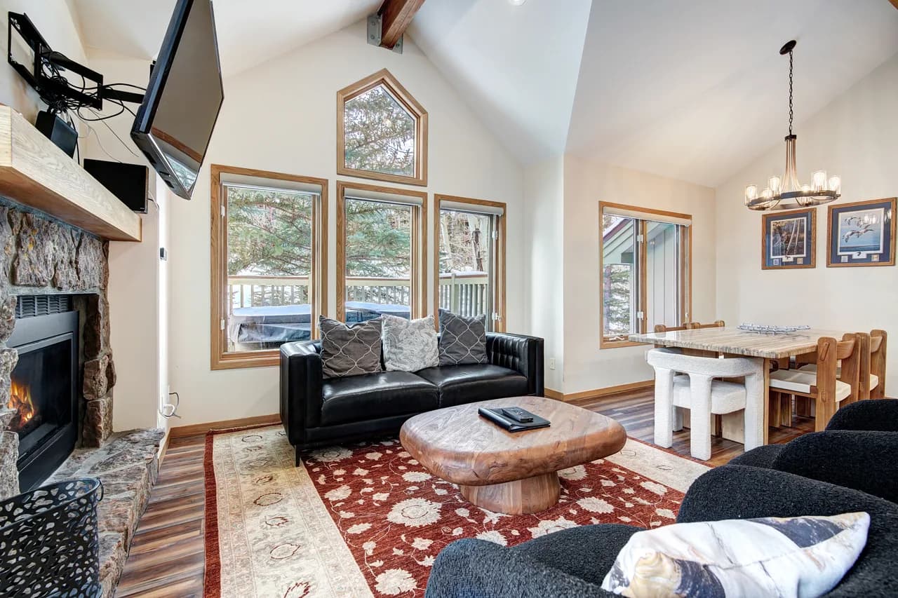 Balcony Retreat Three Bedroom Villa in Breckenridge photo 3
