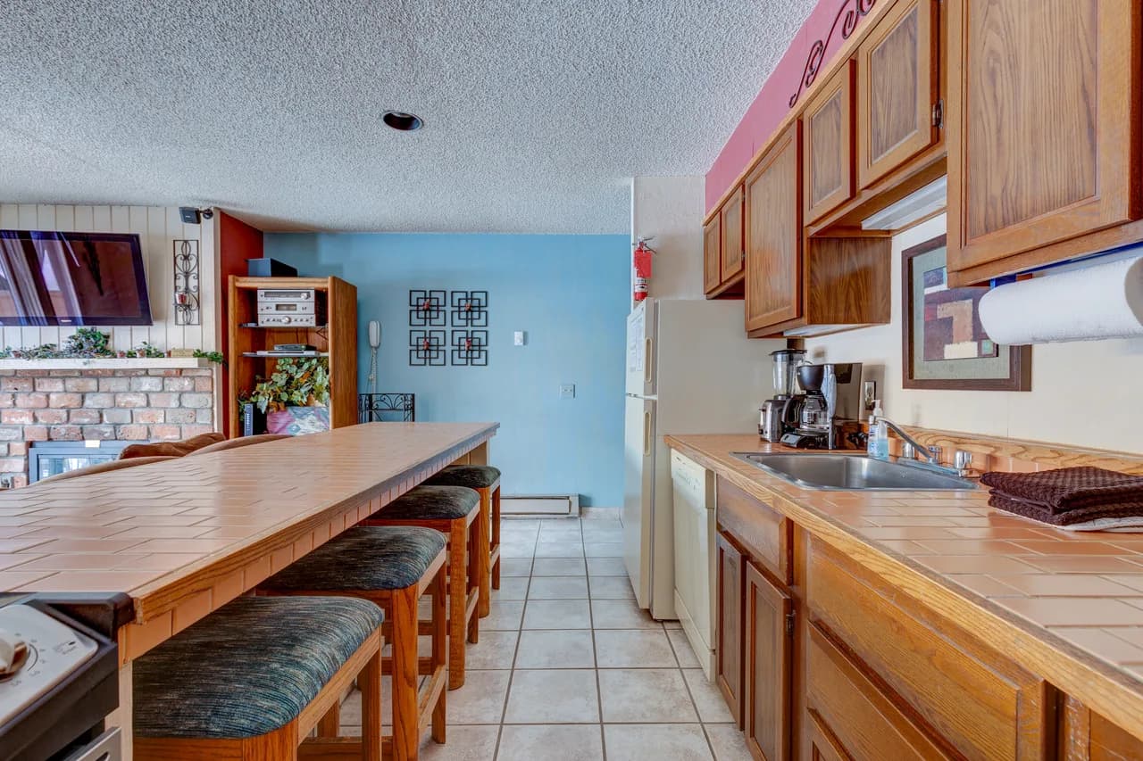Charming Balcony One Bedroom in Breckenridge Colorado photo 2