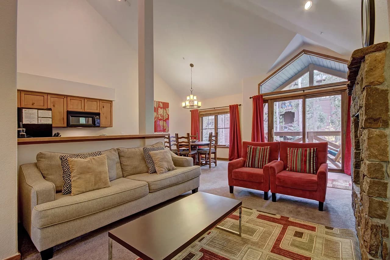 Mountain View Two Bedroom Retreat in Breckenridge