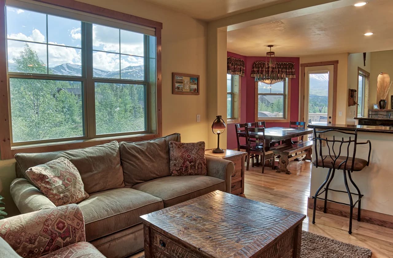 Mountain View Four Bedroom Villa in Breckenridge
