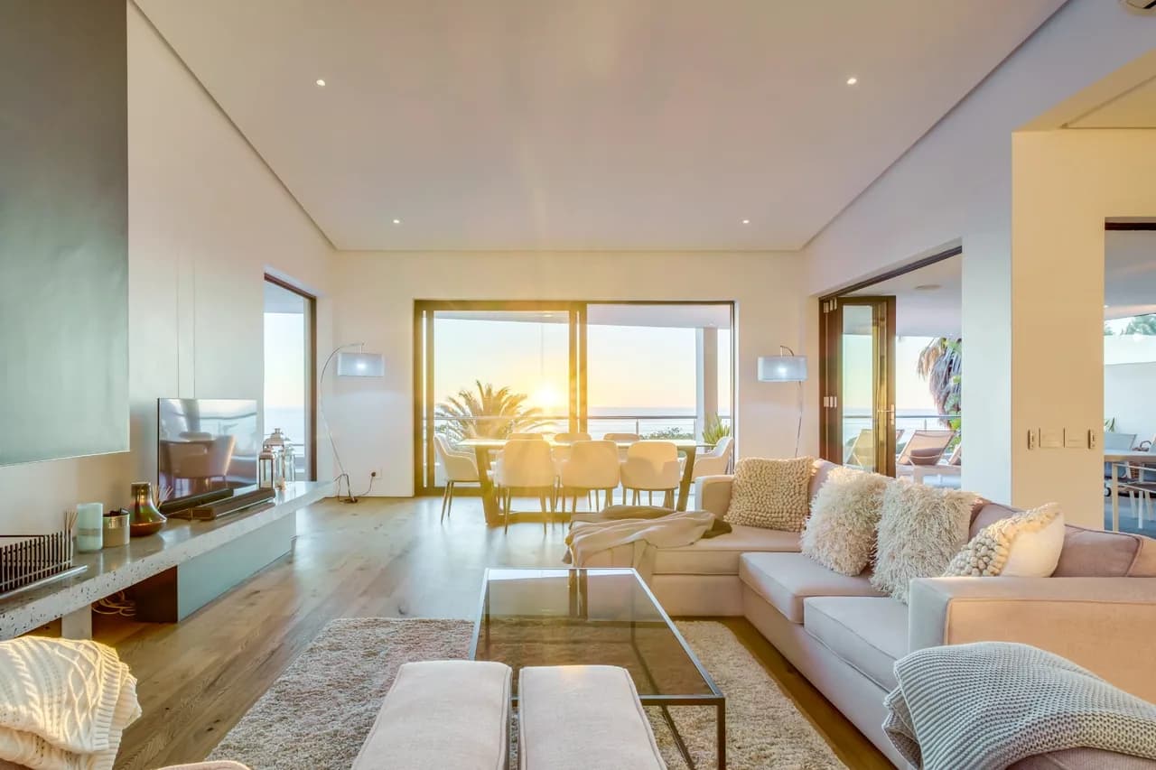 Sea View Five Bedroom Villa in Cape Town photo 2