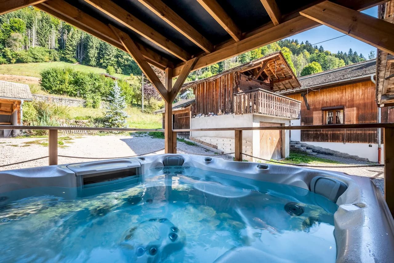 Charming Renovated Farmhouse in Morzine photo 3
