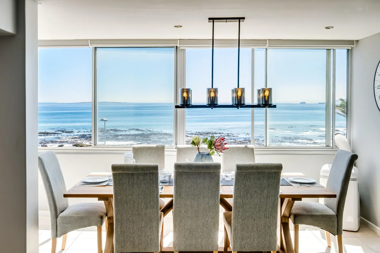 Ocean-View Two Bedroom Apartment in Cape Town photo 3