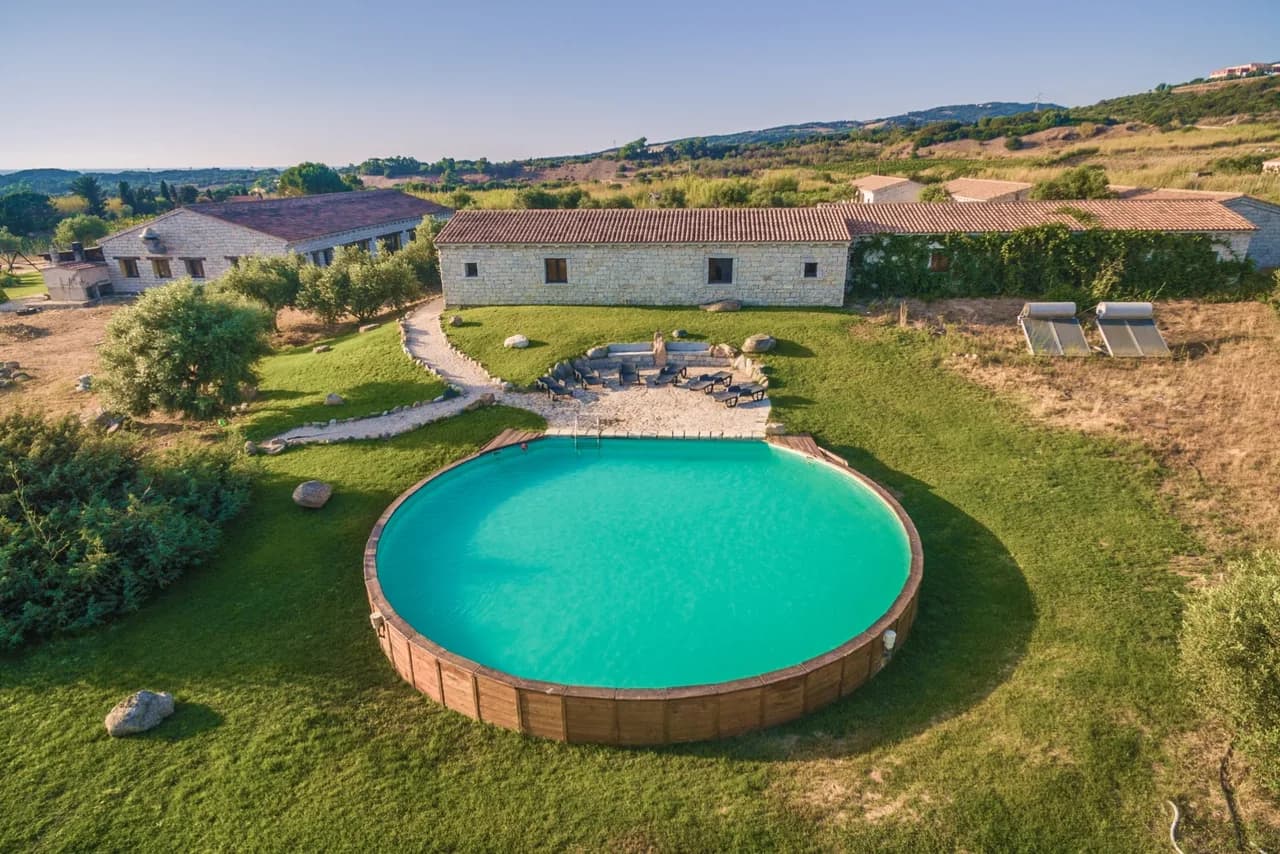 Garden View Villa with Pool in Badesi photo 4