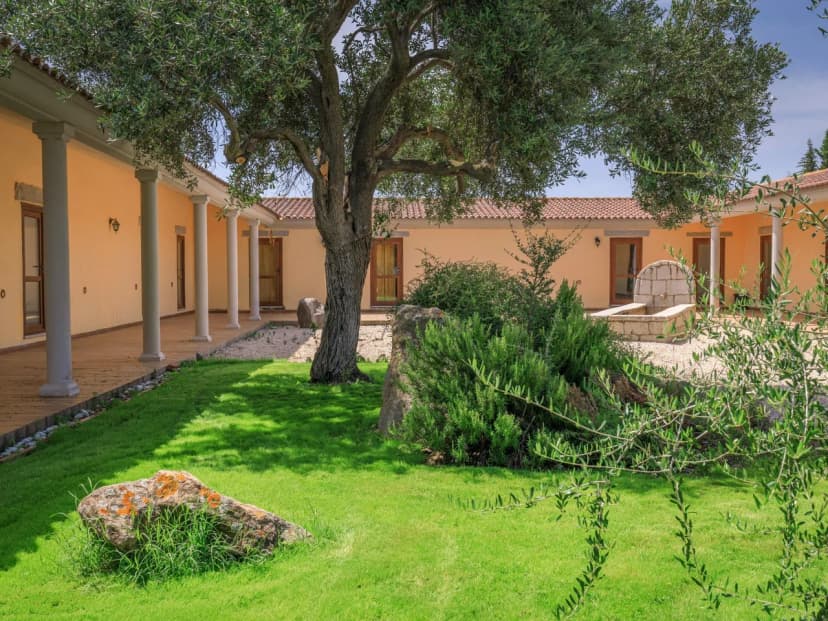 Garden Oasis One Bedroom Retreat in Sardinia