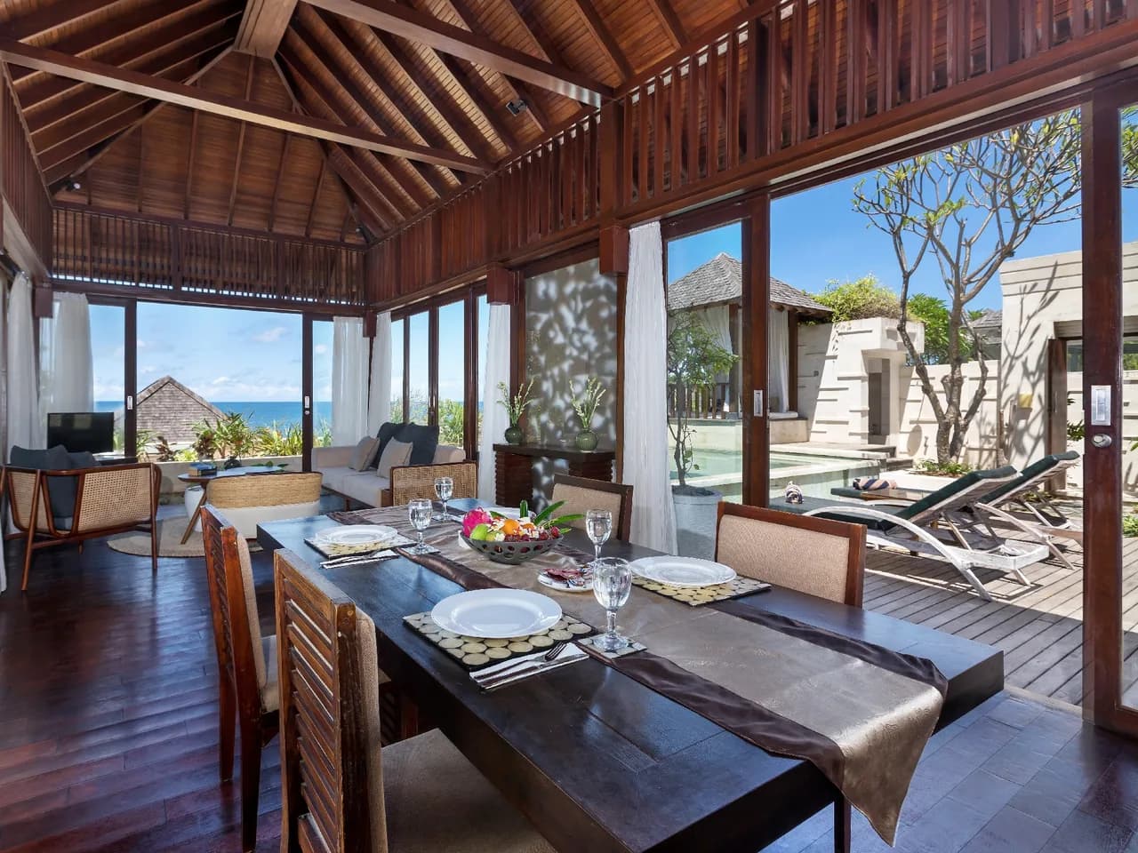 Modern Two Bedroom Villa with Pool in Seminyak Bali photo 3