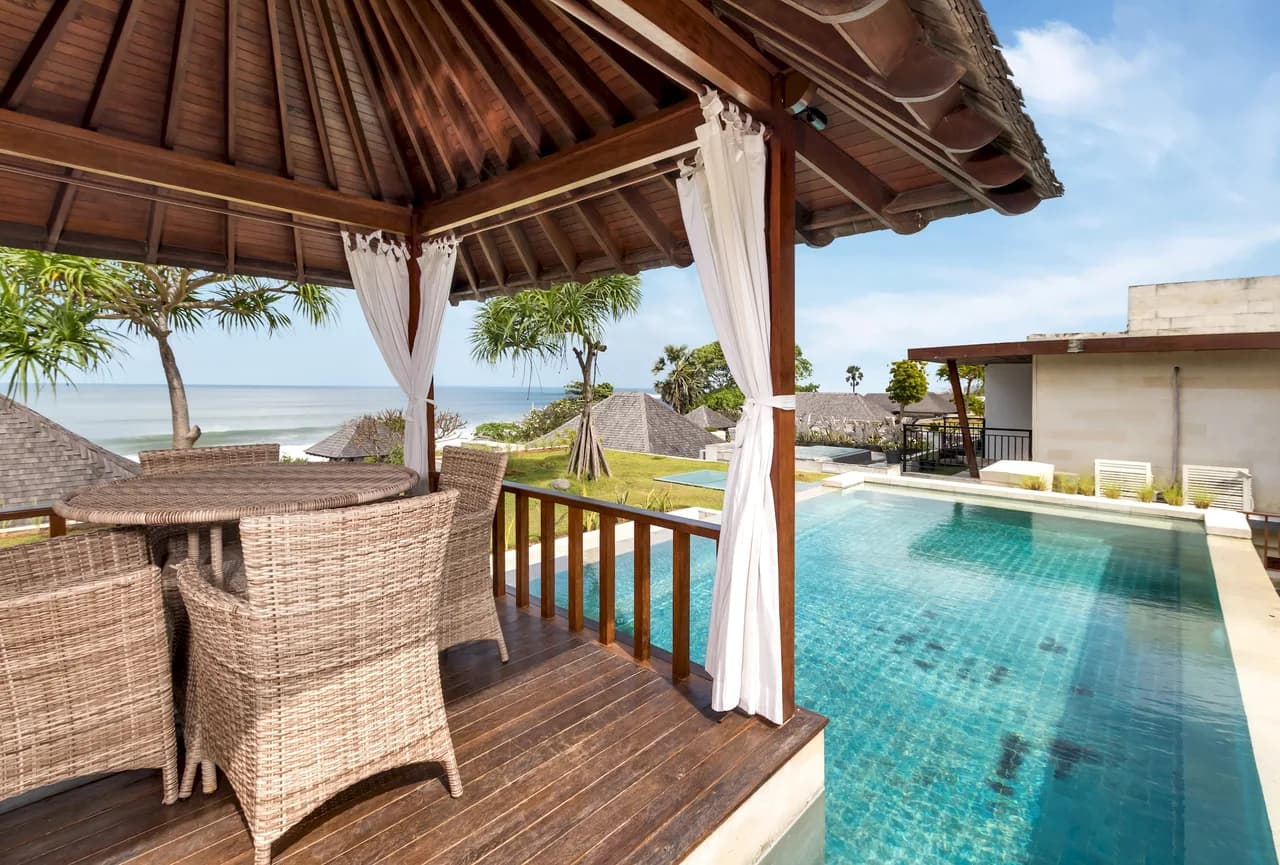 Terrace Three Bedroom Villa in Seminyak photo 2