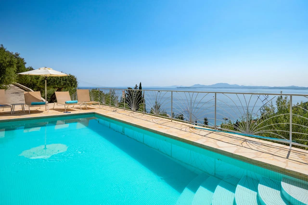 Panoramic View Villa in Kentroma photo 2
