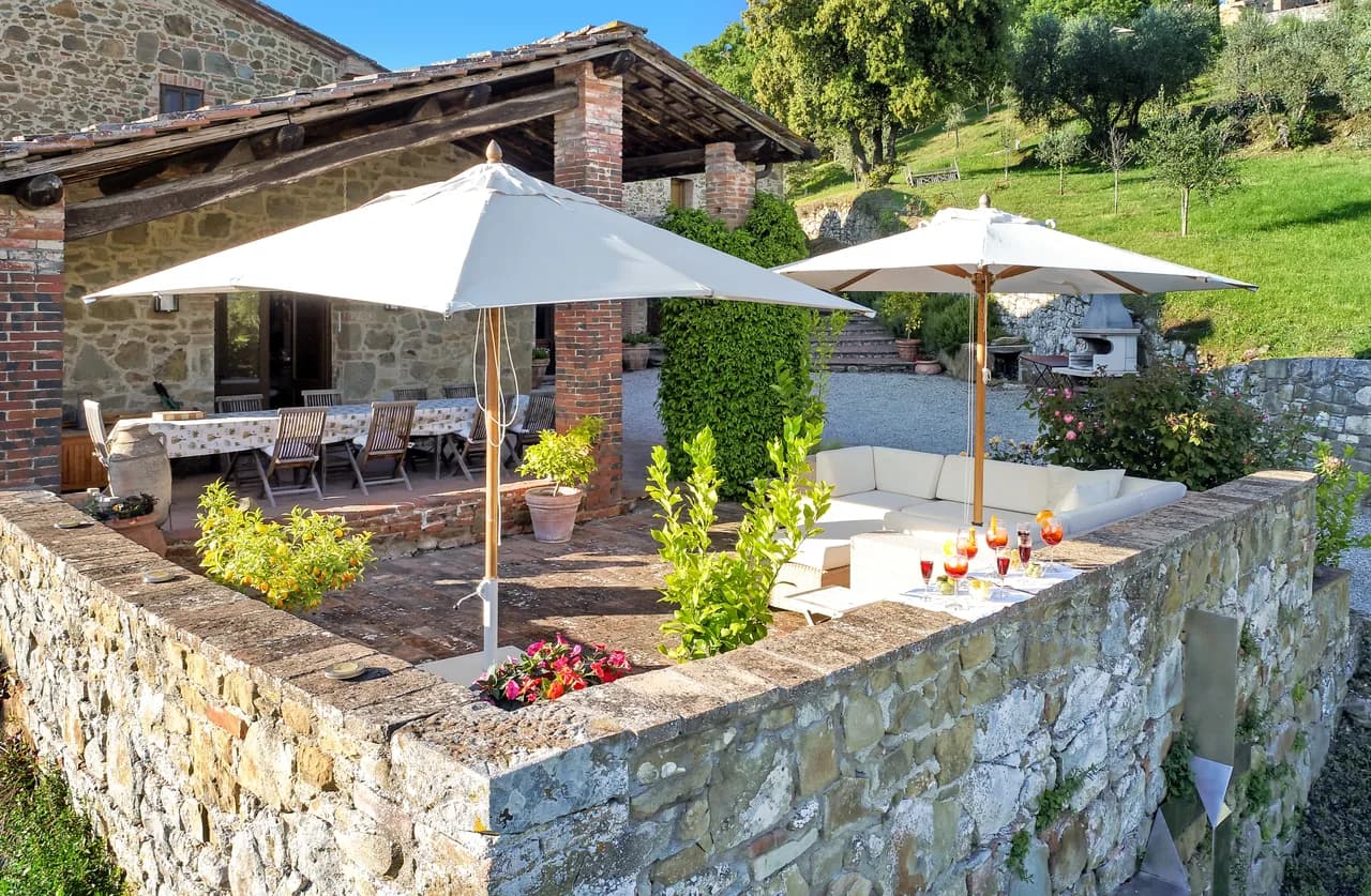 Garden-Focused Four Bedroom Villa in San Gusme photo 3