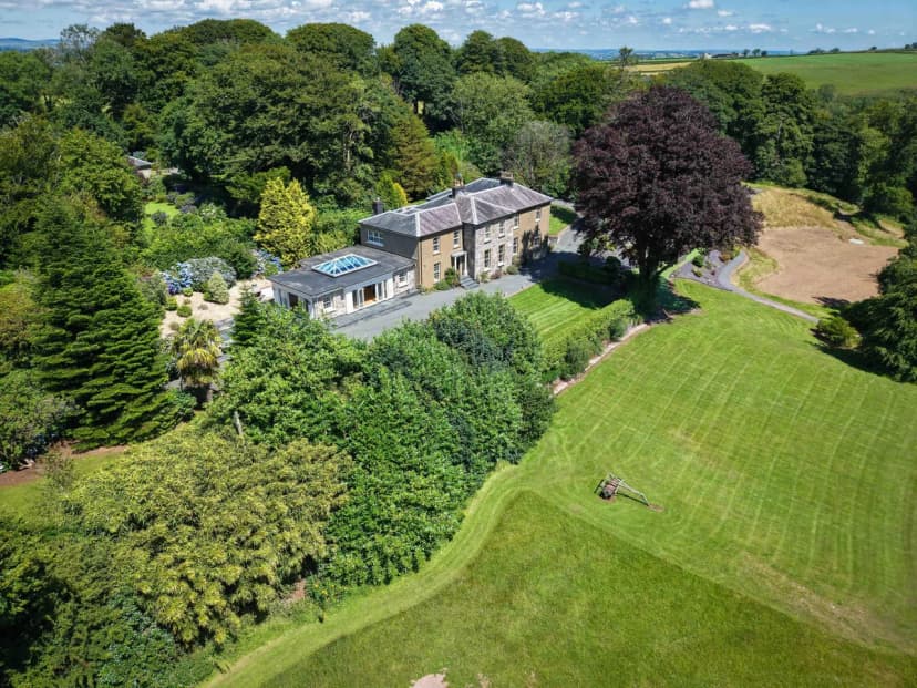 Charming Manor House in Princes Gate, Wales