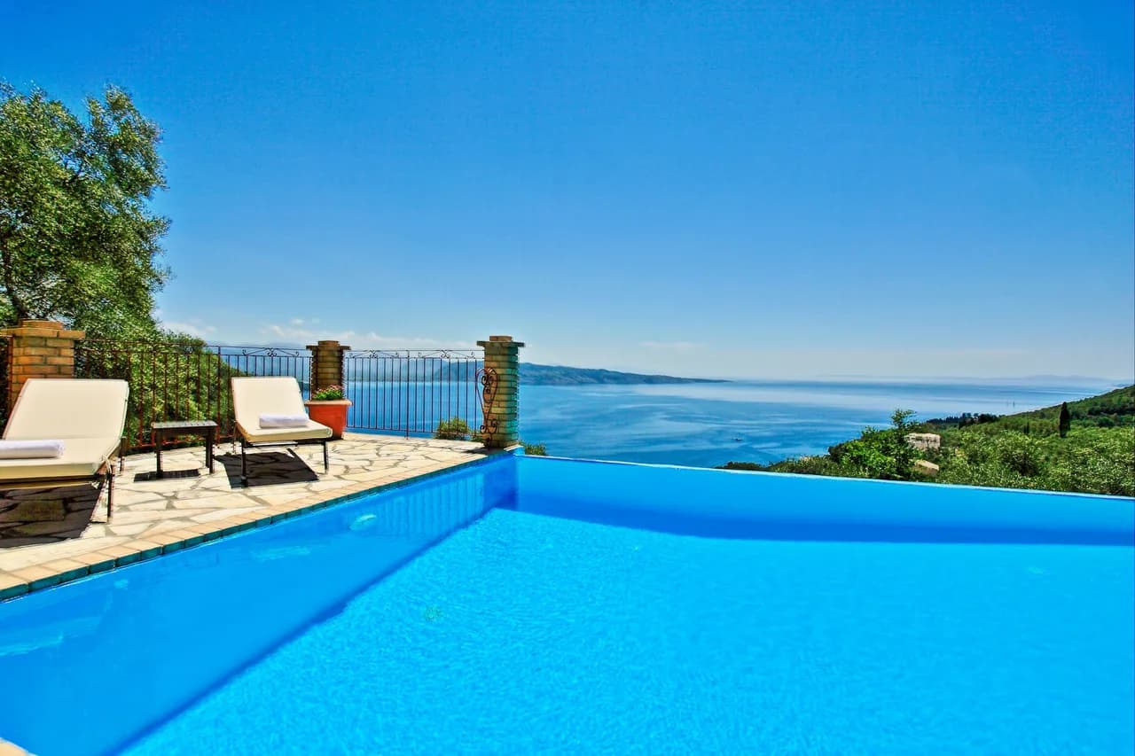 Garden-Facing Villa in Kalami, Corfu photo 3