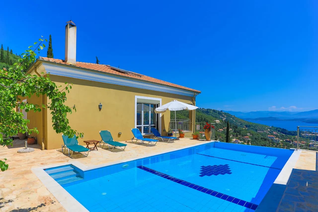 Mountain And Seaview Villa in Kentroma photo 3