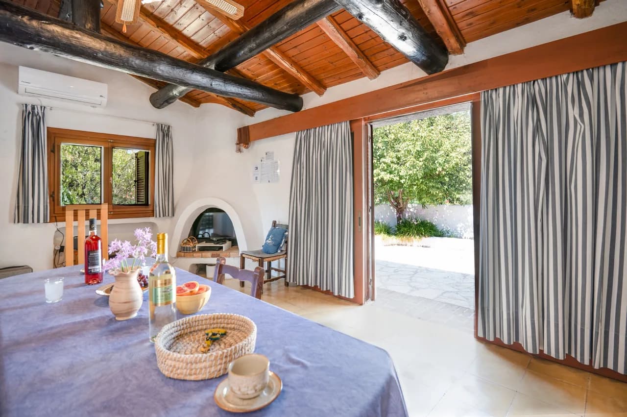 Private Pool Cottage Near Beach in Kassiopi photo 5