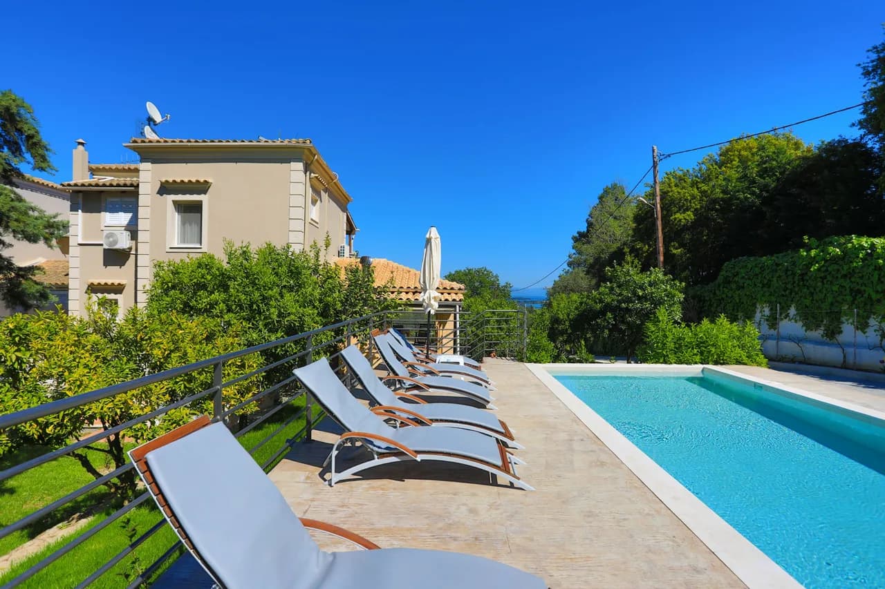 Charming Two Bedroom Villa in Kato Korakiana photo 2