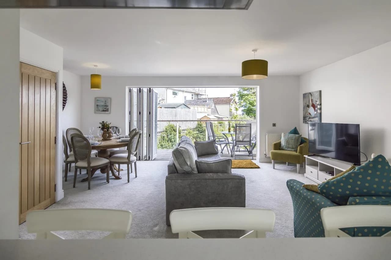 Balcony Retreat in Saundersfoot, Pembrokeshire, Wales photo 2