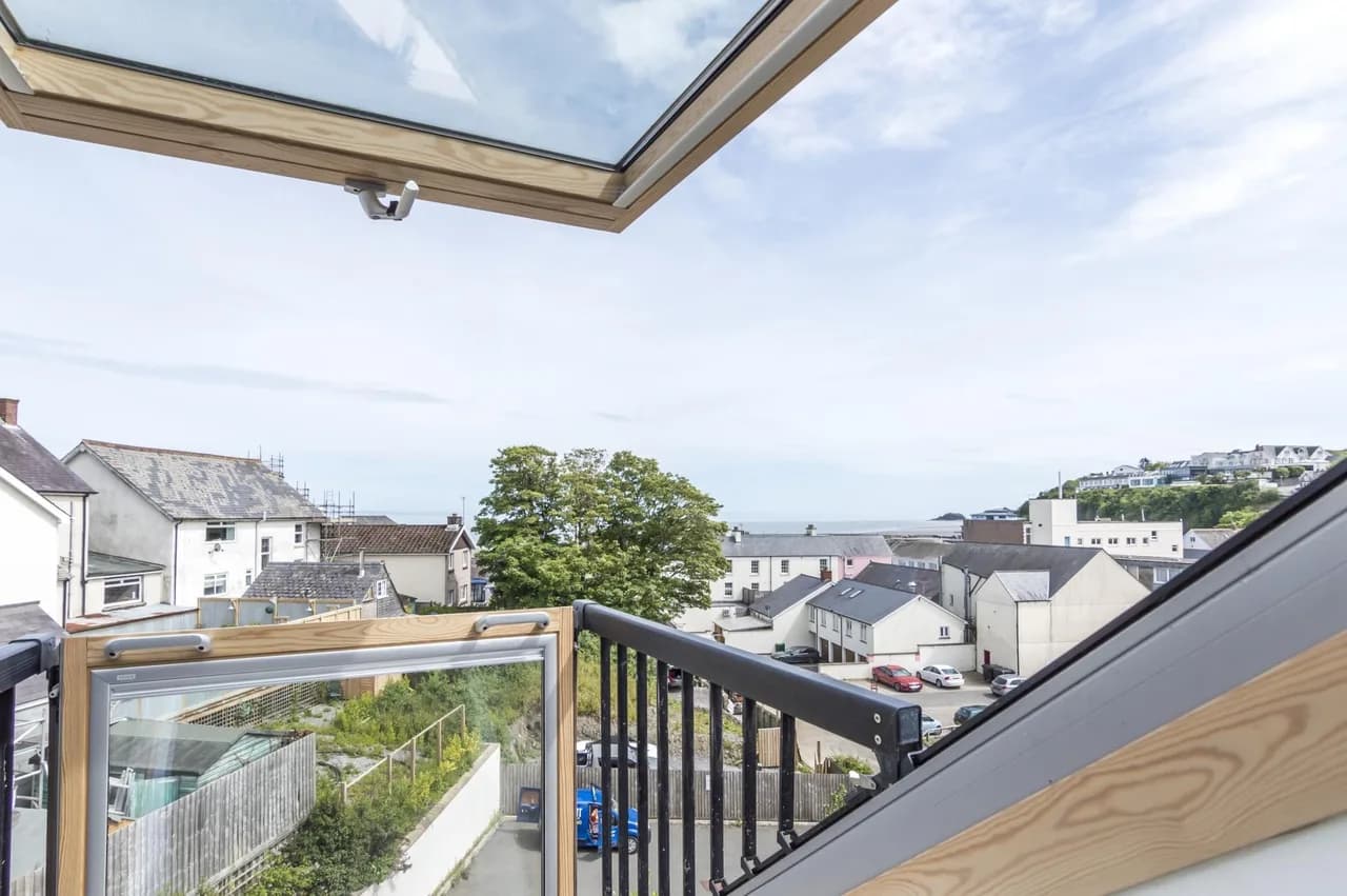 Balcony Retreat in Saundersfoot, Pembrokeshire, Wales photo 3