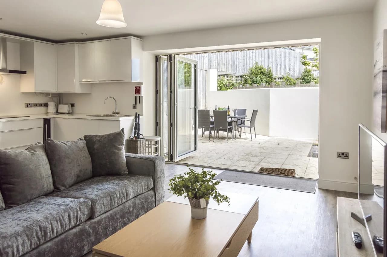 Balcony Retreat in Saundersfoot, Pembrokeshire, Wales photo 4
