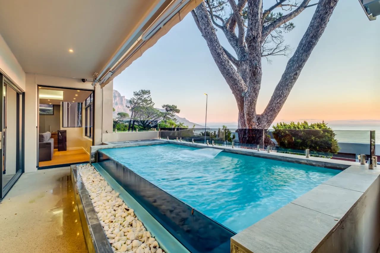 Breathtaking View Villa in Camps Bay