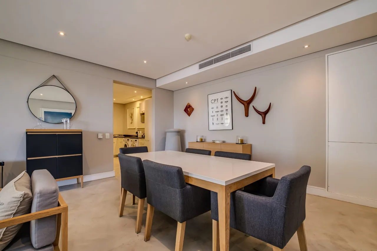 Waterfront Apartment with Canal Views in Cape Town photo 3