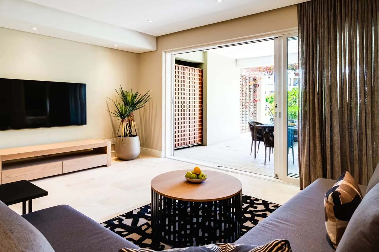 Waterfront One Bedroom Apartment in Cape Town photo 3