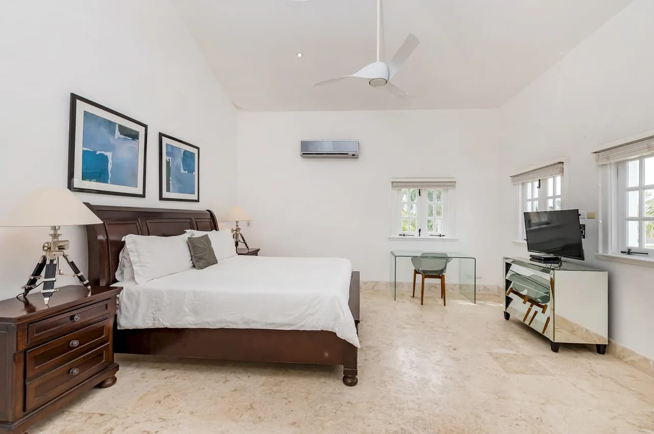 Elevated Six Bedroom Villa in Punta Cana photo 4