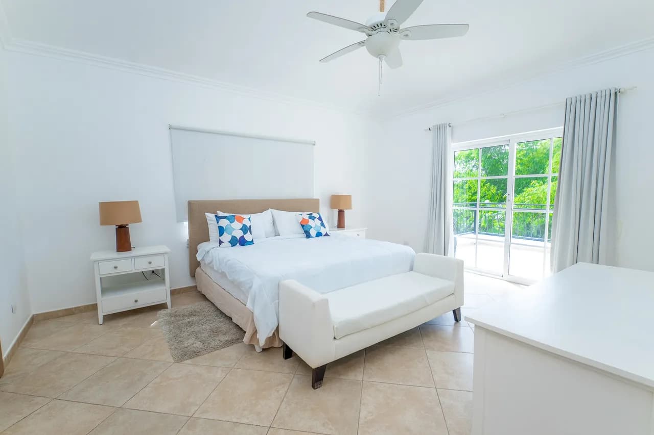 Luxury Poolside Villa in Bavaro, Punta Cana photo 3