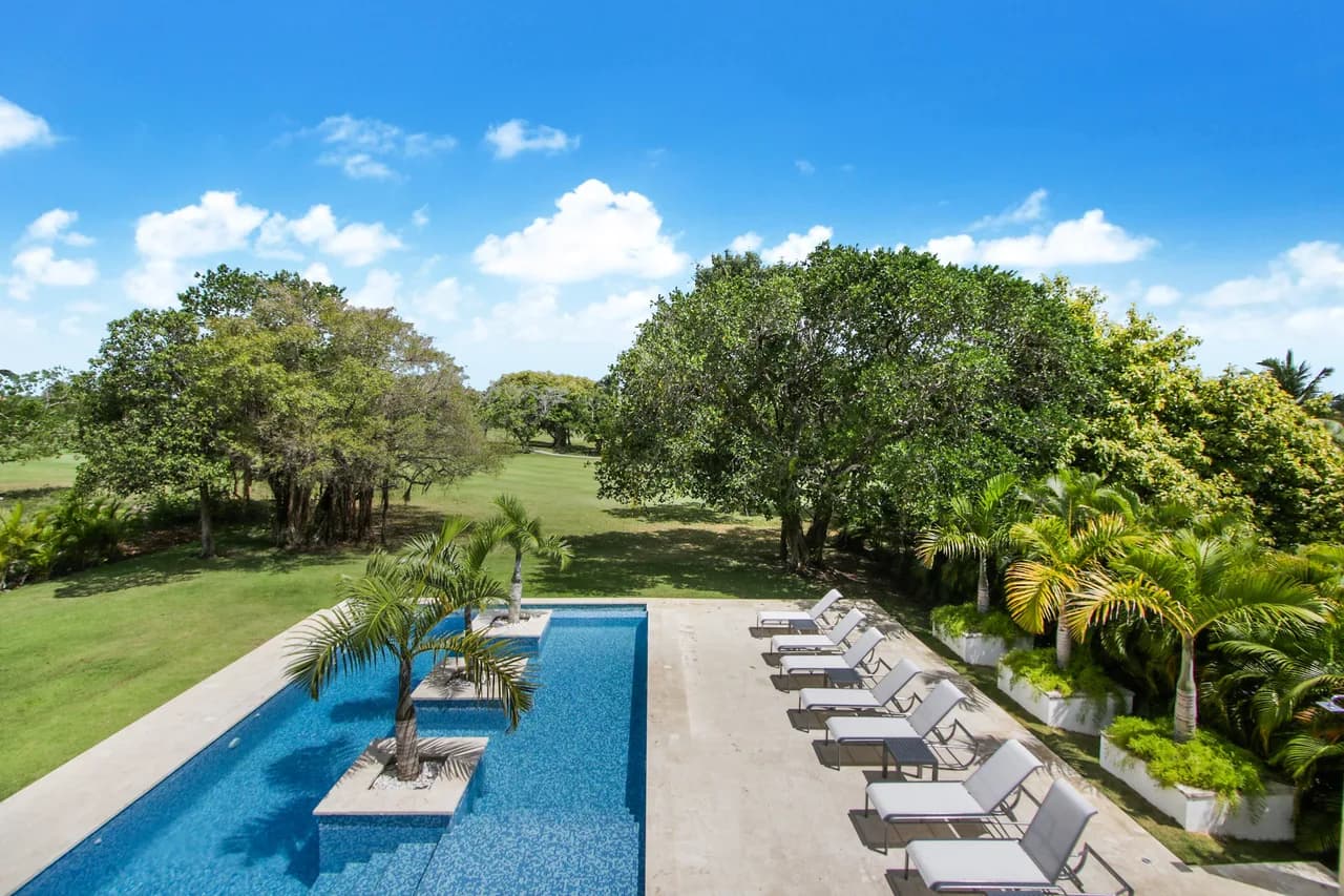 Ultra Modern Six Bedroom Villa in Bavaro Punta Cana photo 3